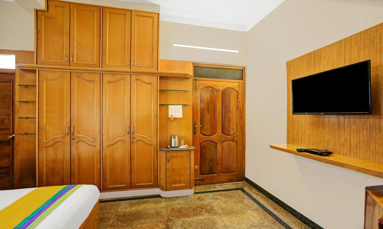 Itsy Hotels Anurag Inn Mysore Buitenkant foto